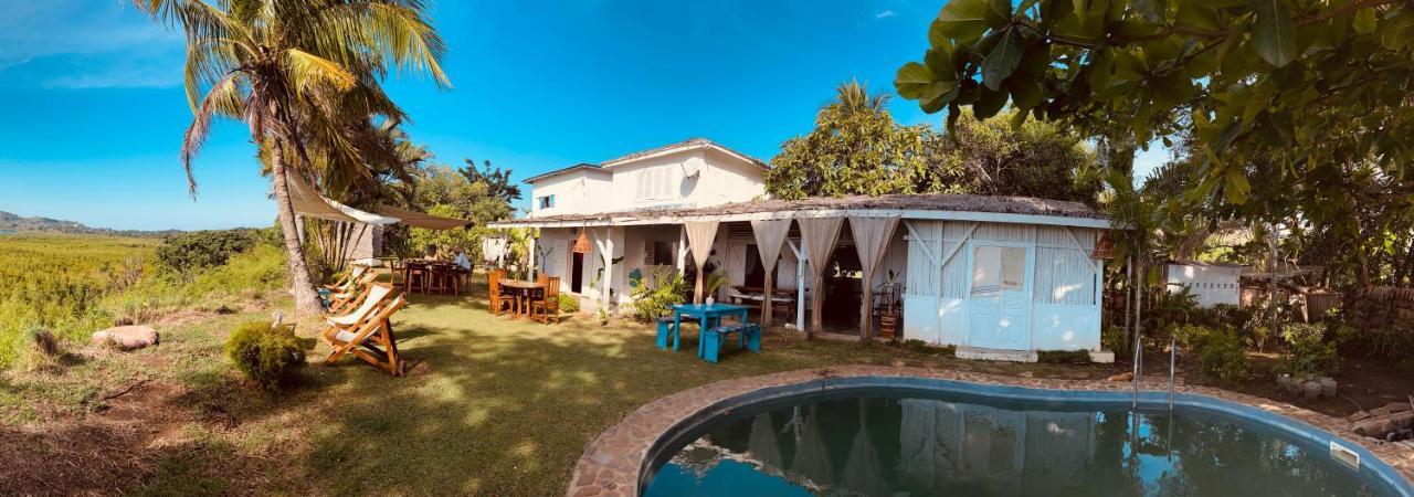 Corto Novo Maison D'Hotes-Camping Nosy-Be Exterior foto